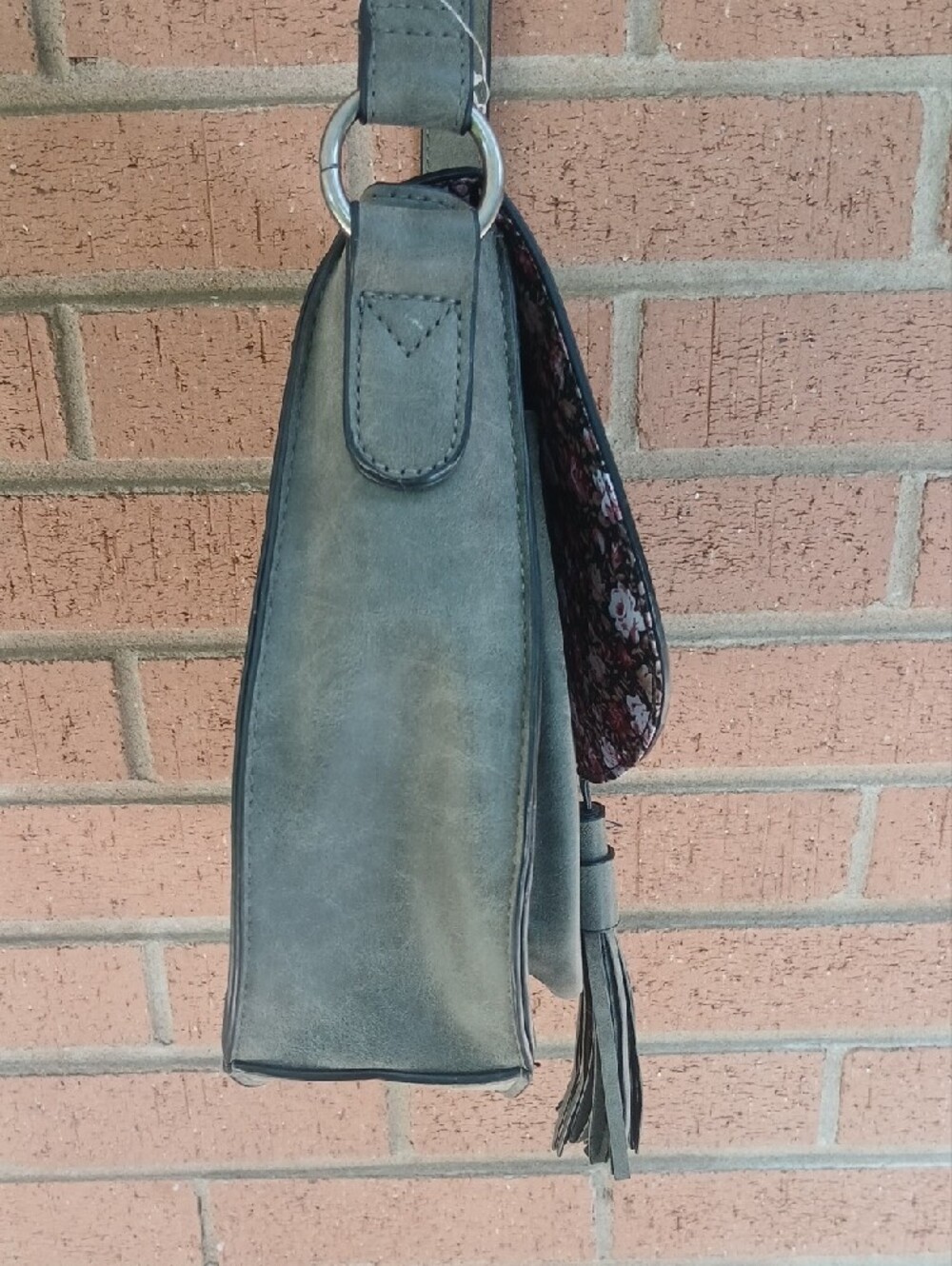 Braided Flap Tassel Crossbody Bag in Grey - Picture 6 of 8